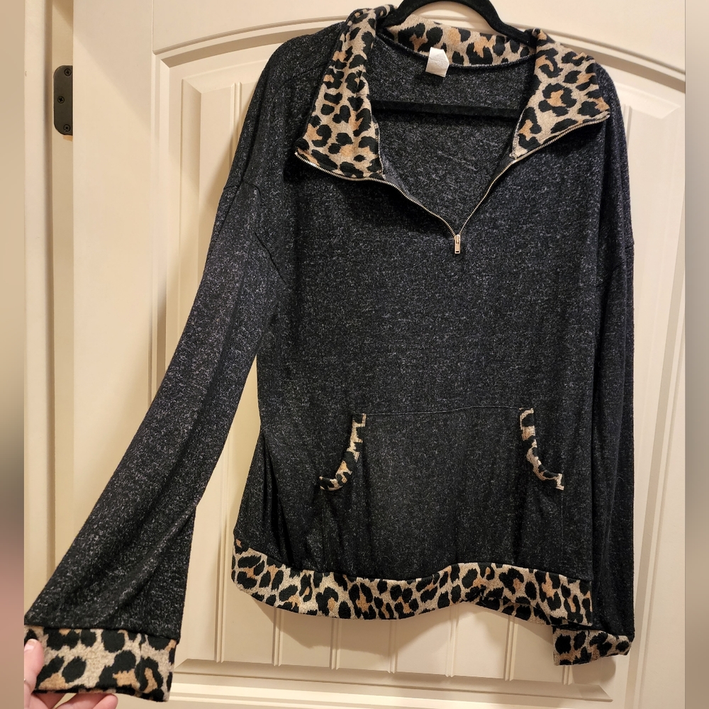 Boutique Quarter Zip Sweatshirt